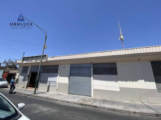 #29 - Salón Comercial para Arriendo en Calama - II